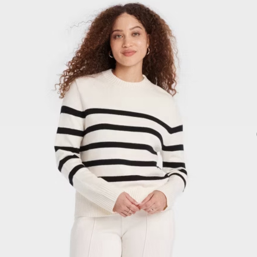 Crewneck Pullover Sweater - Picture 3 of 12